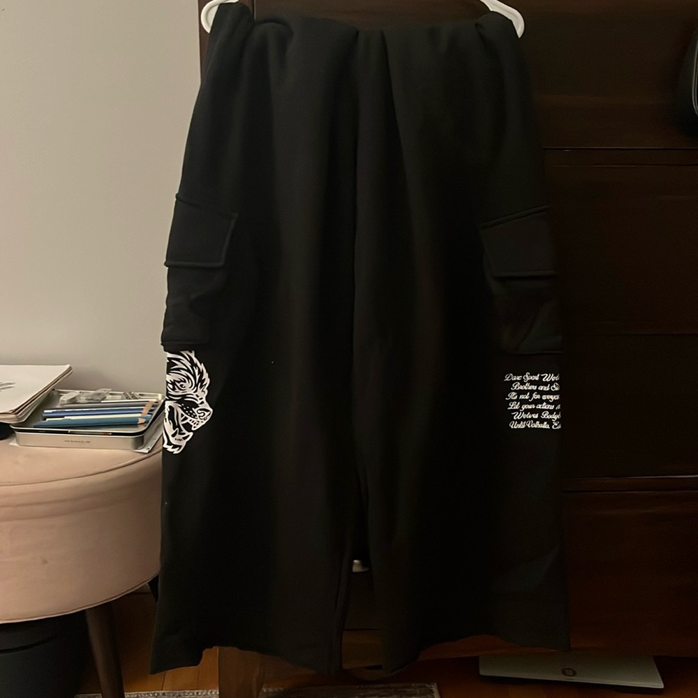 Barely worn Darc sport black cargo sweatpants